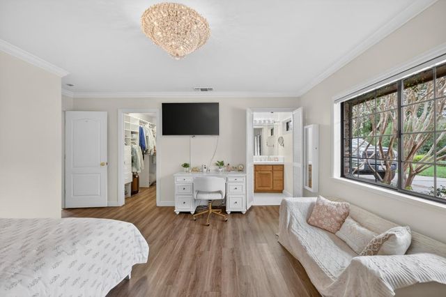 3631 Winding Creek Rd, Sacramento, CA 95864