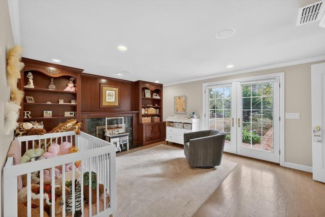 3631 Winding Creek Rd, Sacramento, CA 95864