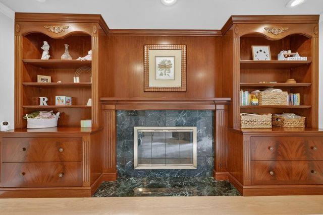 3631 Winding Creek Rd, Sacramento, CA 95864