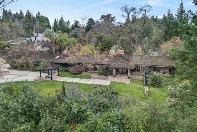 3631 Winding Creek Rd, Sacramento, CA 95864