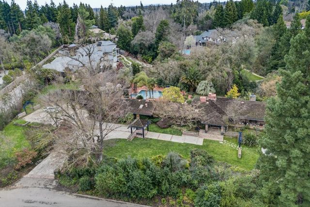 3631 Winding Creek Rd, Sacramento, CA 95864