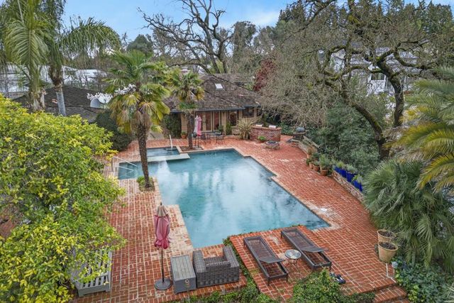 3631 Winding Creek Rd, Sacramento, CA 95864