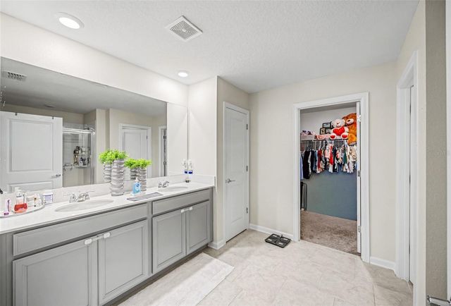 3960 GUERNSEY BEND, St Cloud, FL 34772