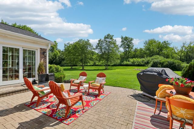 720 Oxbow Lane, Barrington, IL 60010