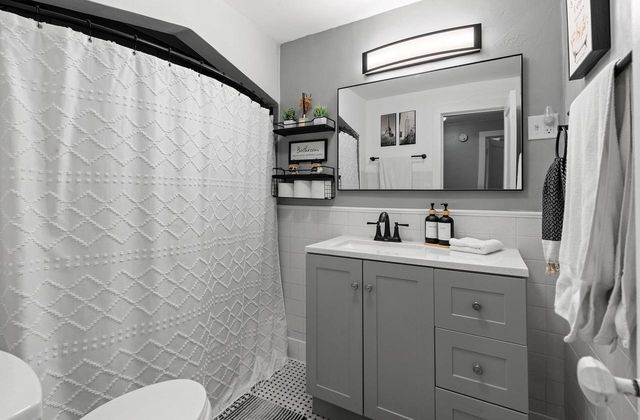 1918 S 16TH STREET, Sheboygan, WI 53081