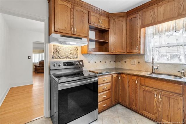 120 John Street, Fayetteville, NC 28305