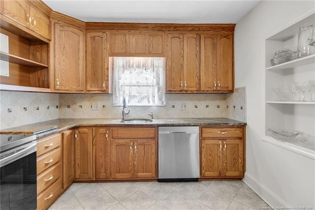 120 John Street, Fayetteville, NC 28305