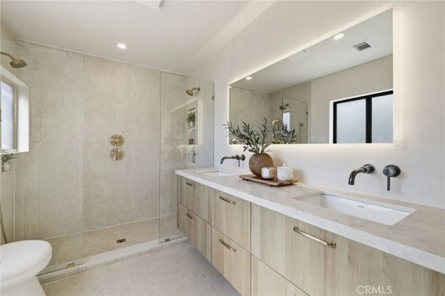 10345 Oso Avenue, Chatsworth, CA 91311