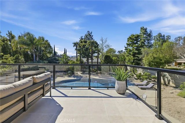 10345 Oso Avenue, Chatsworth, CA 91311