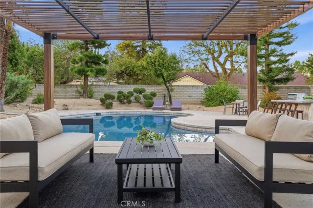 10345 Oso Avenue, Chatsworth, CA 91311