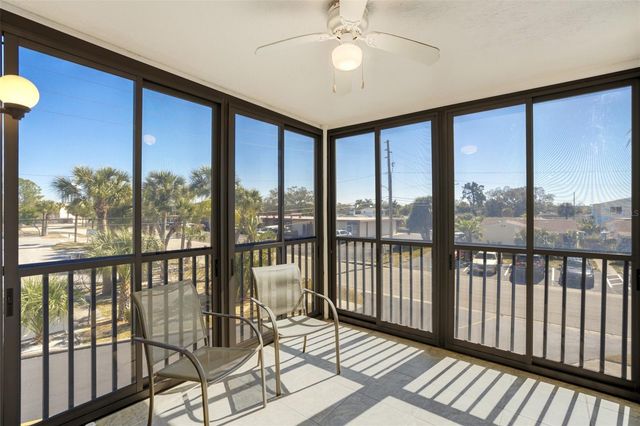 460 PAULA DRIVE S 401, Dunedin, FL 34698