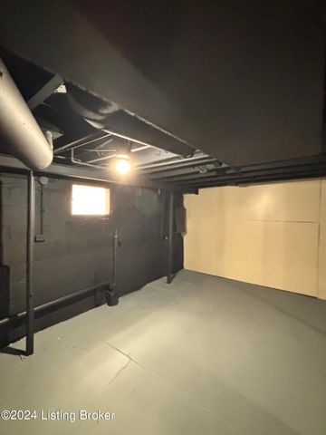 405 S 41st St, Louisville, KY 40212