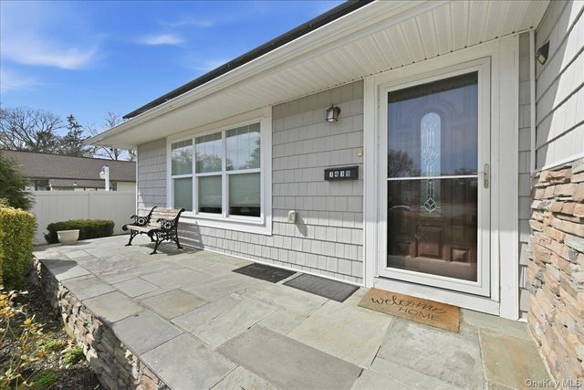 1419 Eric Lane, East Meadow, NY 11554