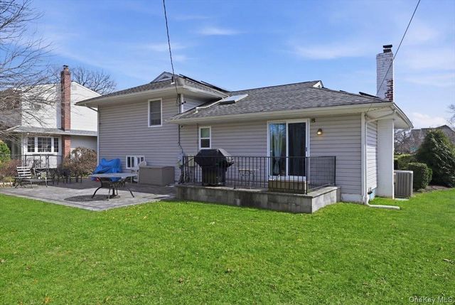 1419 Eric Lane, East Meadow, NY 11554