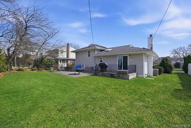 1419 Eric Lane, East Meadow, NY 11554