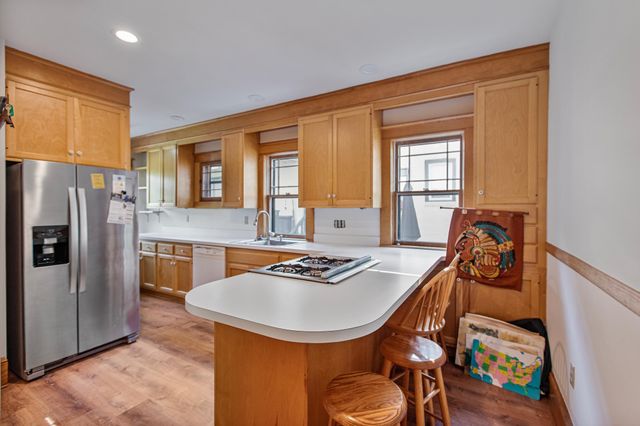 2122 Carroll Avenue, Saint Paul, MN 55104