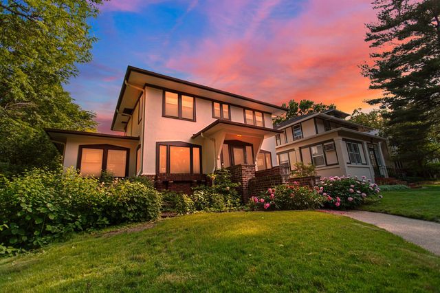 2122 Carroll Avenue, Saint Paul, MN 55104