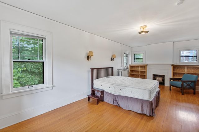 2122 Carroll Avenue, Saint Paul, MN 55104