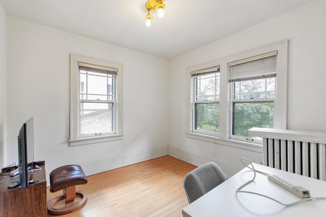 2122 Carroll Avenue, Saint Paul, MN 55104