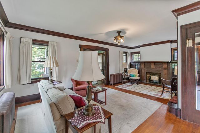 2122 Carroll Avenue, Saint Paul, MN 55104