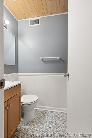 1705 Keats Drive, Clarksville, IN 47129