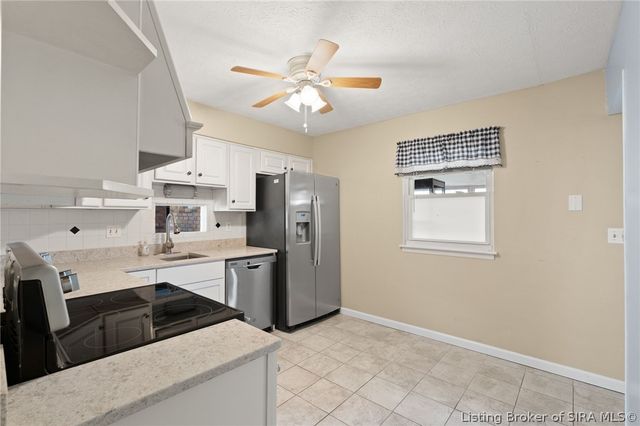 1705 Keats Drive, Clarksville, IN 47129