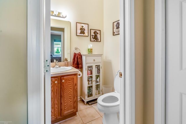 1712 Wood Trail, Oxford, MI 48371