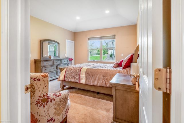 1712 Wood Trail, Oxford, MI 48371