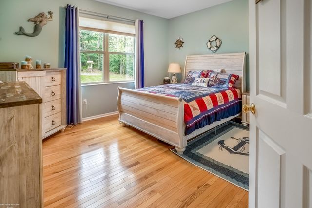 1712 Wood Trail, Oxford, MI 48371