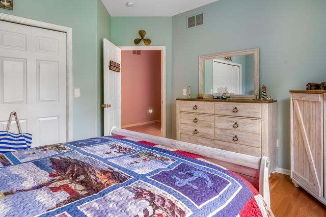 1712 Wood Trail, Oxford, MI 48371