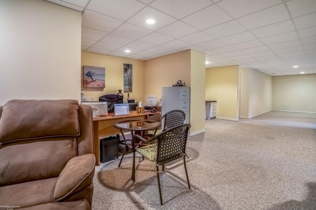 1712 Wood Trail, Oxford, MI 48371