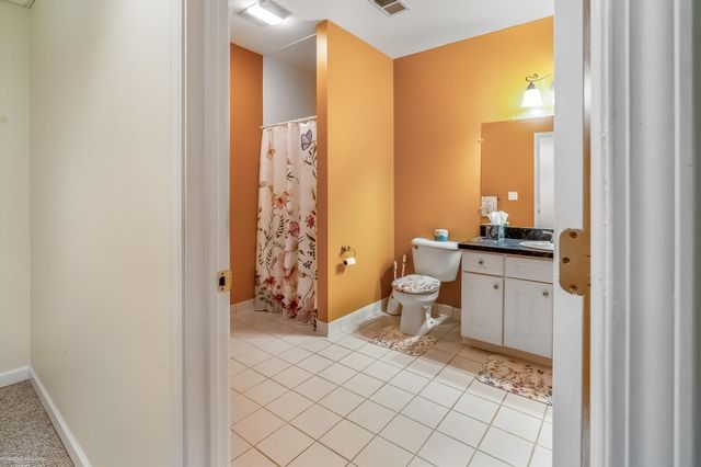 1712 Wood Trail, Oxford, MI 48371