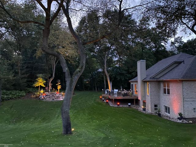 1712 Wood Trail, Oxford, MI 48371