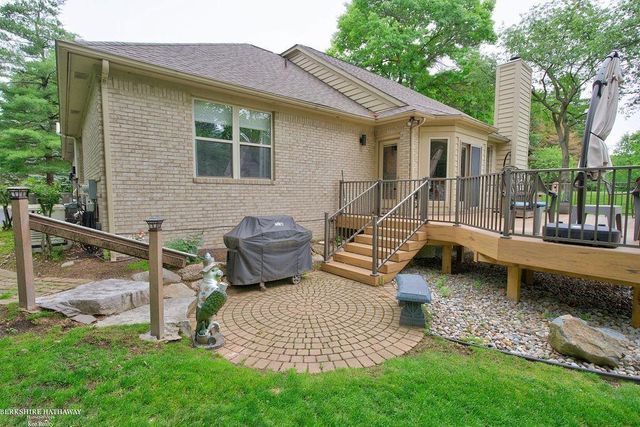 1712 Wood Trail, Oxford, MI 48371