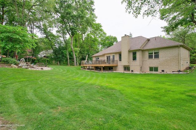 1712 Wood Trail, Oxford, MI 48371