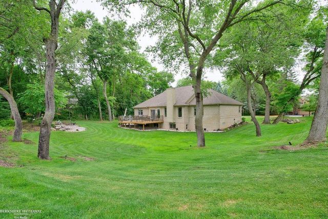 1712 Wood Trail, Oxford, MI 48371