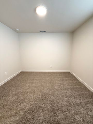 1615 N Clinton Avenue, Lubbock, TX 79416