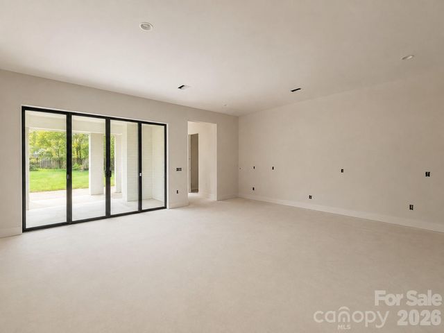 3100 Commonwealth Avenue, Charlotte, NC 28205