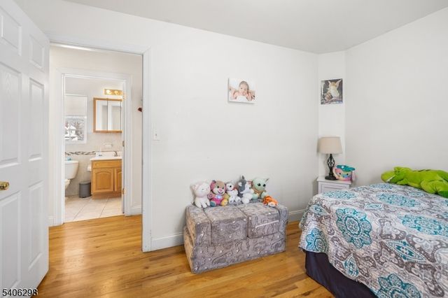 221 Westfield Ave, Elizabeth City, NJ 07208