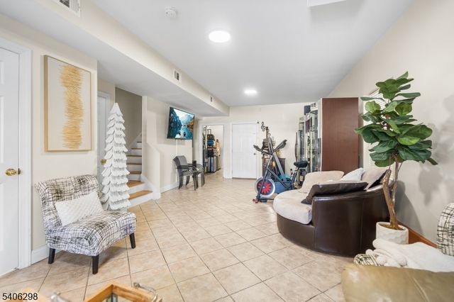 221 Westfield Ave, Elizabeth City, NJ 07208