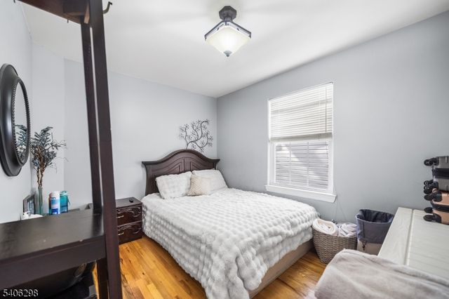 221 Westfield Ave, Elizabeth City, NJ 07208