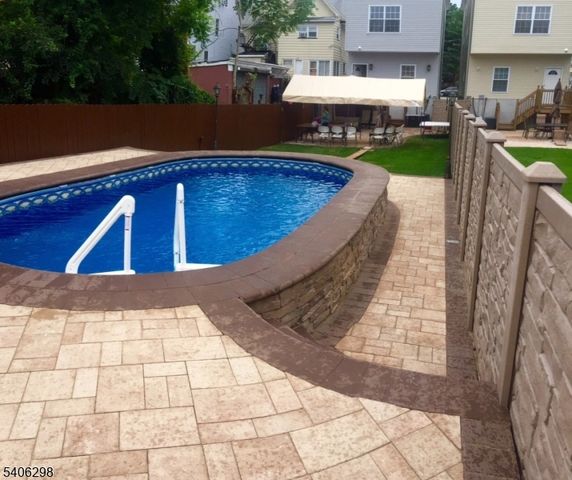 221 Westfield Ave, Elizabeth City, NJ 07208