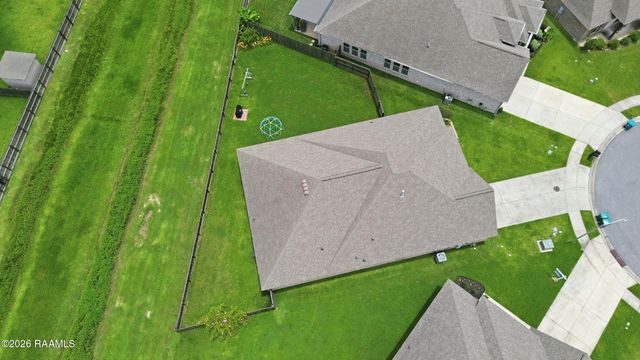 101 Sugar Crest Drive, Youngsville, LA 70592