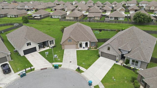 101 Sugar Crest Drive, Youngsville, LA 70592