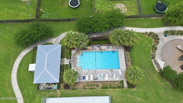 101 Sugar Crest Drive, Youngsville, LA 70592