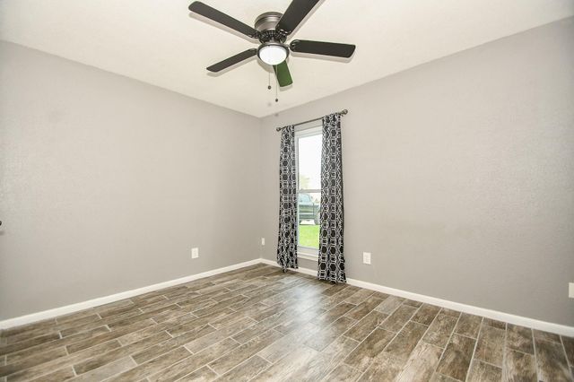 18734 Shannon Glen Lane, Houston, TX 77084