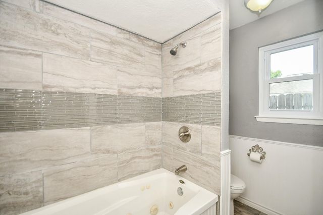 18734 Shannon Glen Lane, Houston, TX 77084