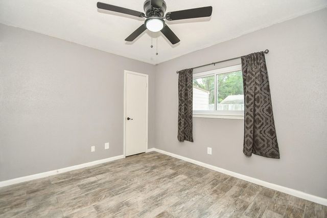 18734 Shannon Glen Lane, Houston, TX 77084