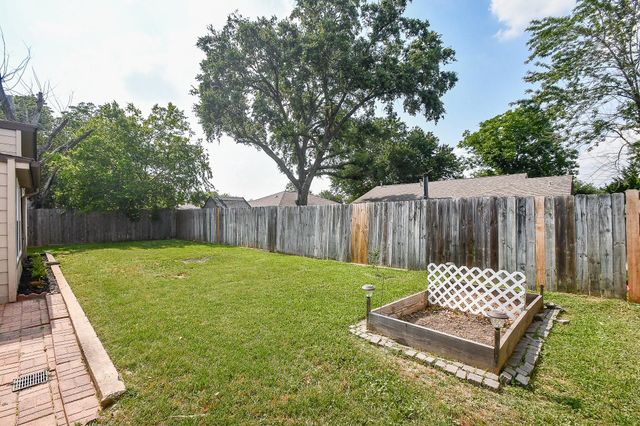 18734 Shannon Glen Lane, Houston, TX 77084
