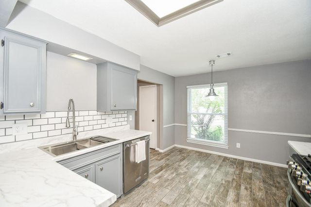 18734 Shannon Glen Lane, Houston, TX 77084